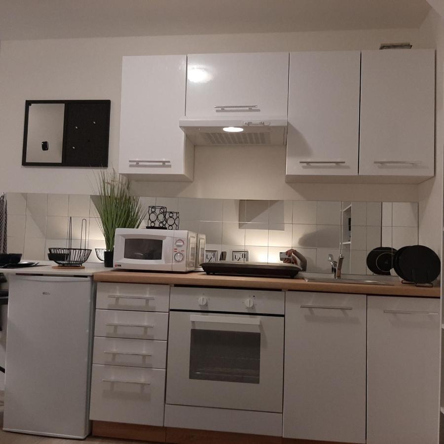 Apartment Mansarda Maribor Buitenkant foto