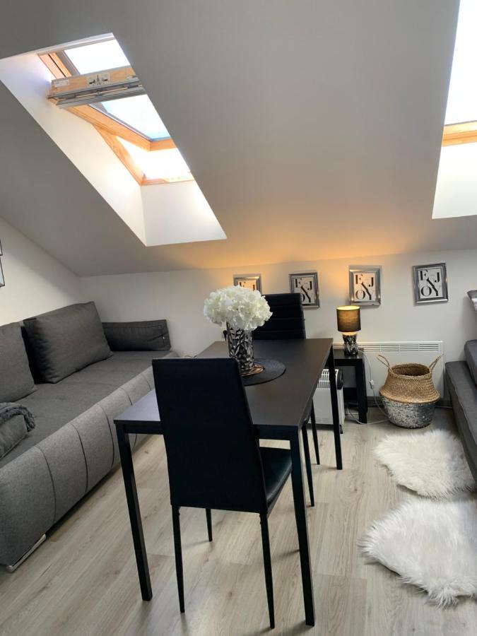 Apartment Mansarda Maribor Buitenkant foto