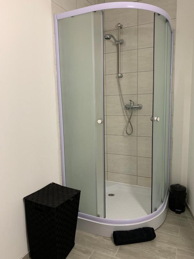 Apartment Mansarda Maribor Buitenkant foto