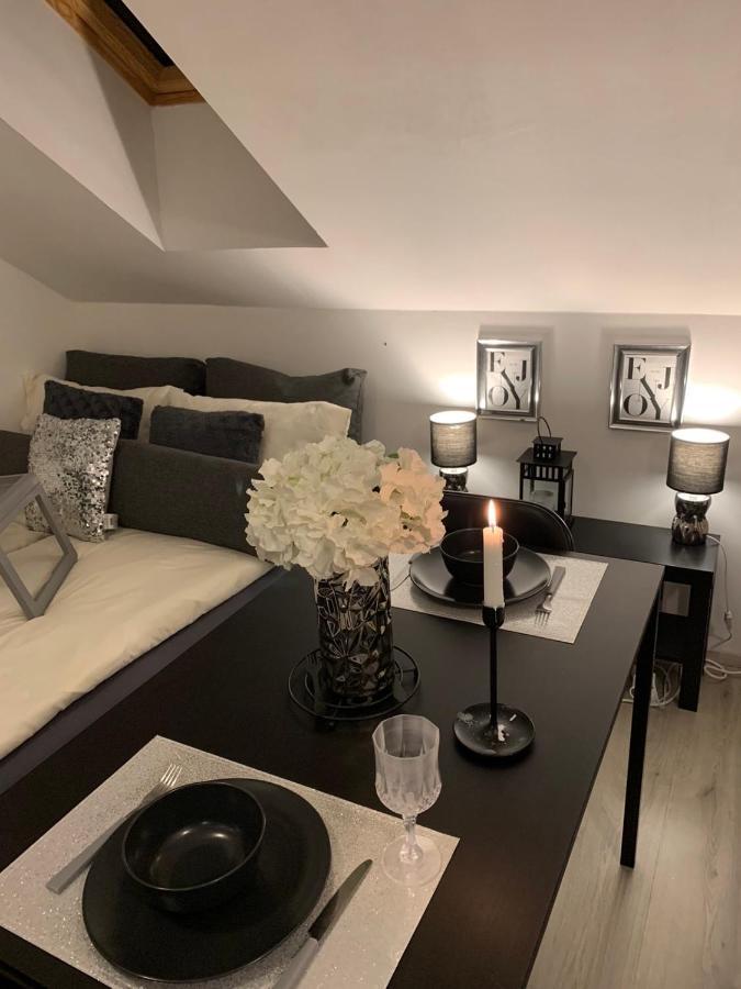 Apartment Mansarda Maribor Buitenkant foto
