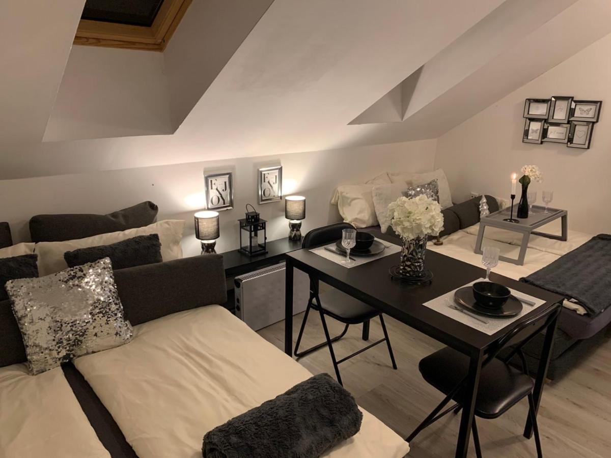 Apartment Mansarda Maribor Buitenkant foto